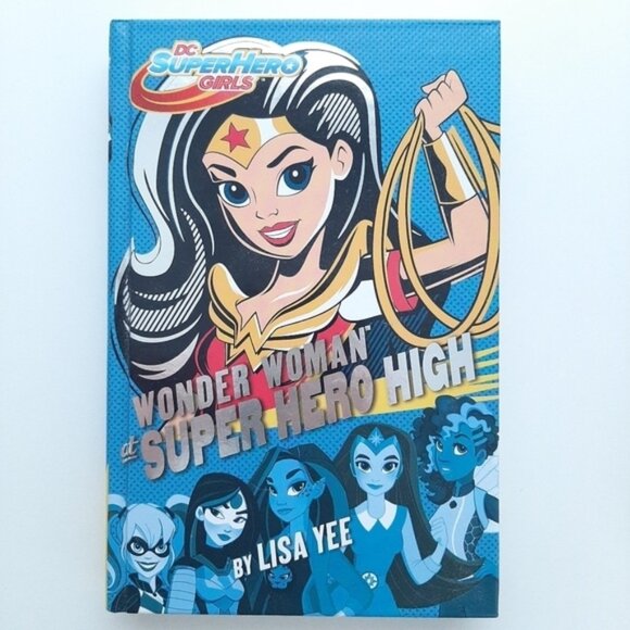 Dc Superhero Girls Hardcover Chapter Books Batgirl Wonder Woman By Lisa Yee - Picture 2 of 12